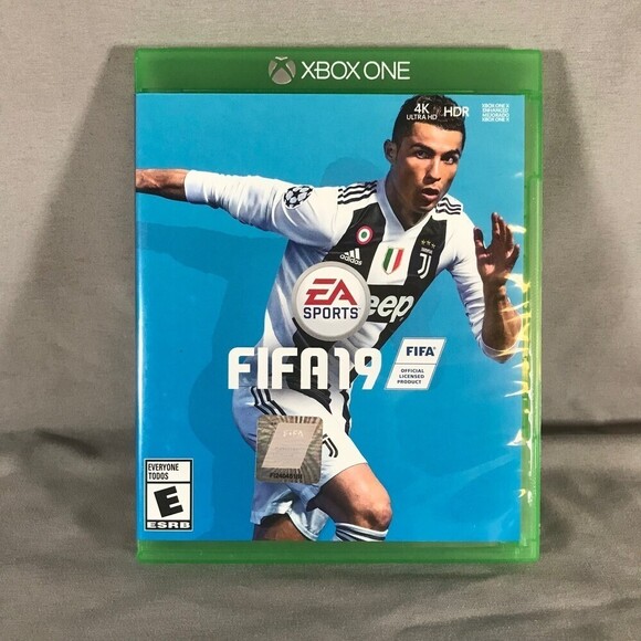 FIFA 19 Xbox One - Picture 1 of 4